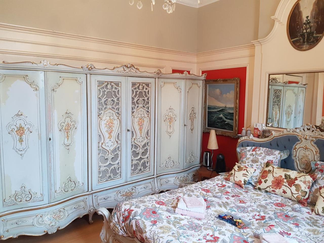 Chateau Lambert Moulinsart Hotel, Shuttle Airport, Long Term Parking, Snooker, Large Terrasse, Dinner, Breakfast Шарлероа Екстериор снимка
