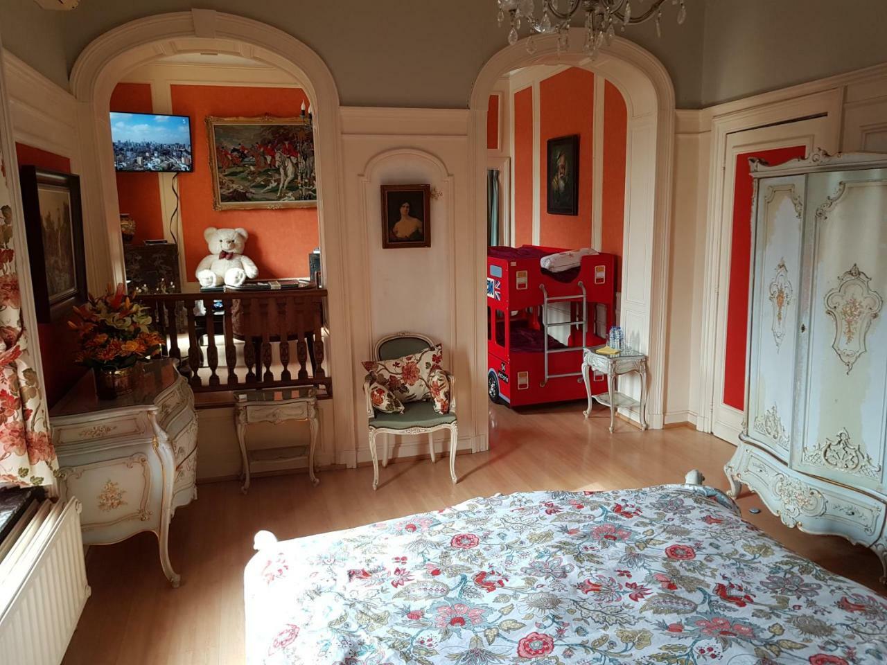 Chateau Lambert Moulinsart Hotel, Shuttle Airport, Long Term Parking, Snooker, Large Terrasse, Dinner, Breakfast Шарлероа Екстериор снимка