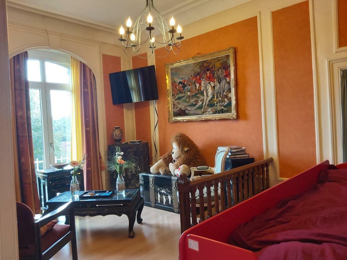 Chateau Lambert Moulinsart Hotel, Shuttle Airport, Long Term Parking, Snooker, Large Terrasse, Dinner, Breakfast Шарлероа Екстериор снимка